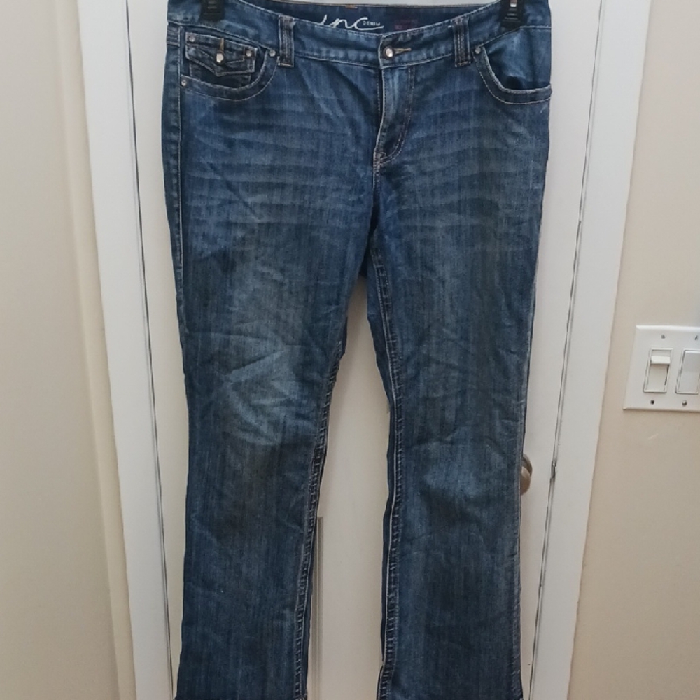 INC International Concepts Women's Classic Blue Straight Leg Jeans - Picture 1 of 13